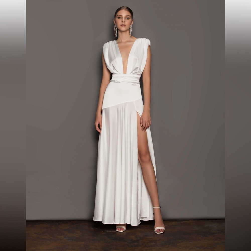 Bronx and Banco Romi Bridal Gown